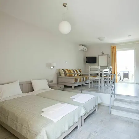 Phaedra Hotel 2*